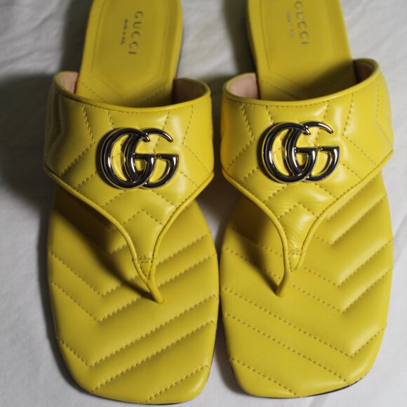 NWB Gucci GG Marmont Acid Lime Yellow Flats Thong Sandals Leather 40 771585 - Picture 3 of 6